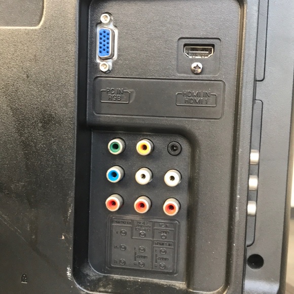 14 Inch Phillips TV - Picture 6 of 6